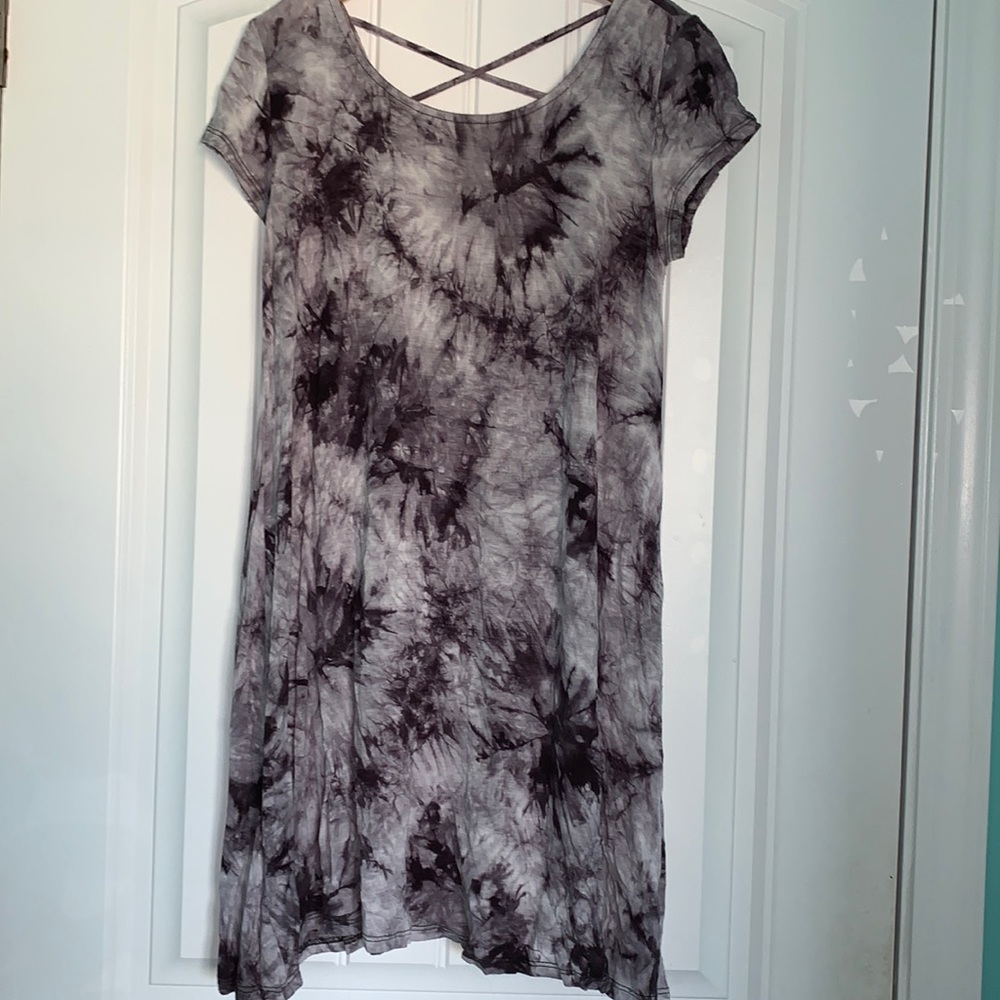 BLACK/GREY TIE DYE SIZE S CRISS CROSS BACK DRESS